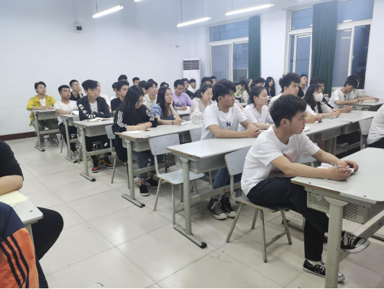 谈球吧体育官网