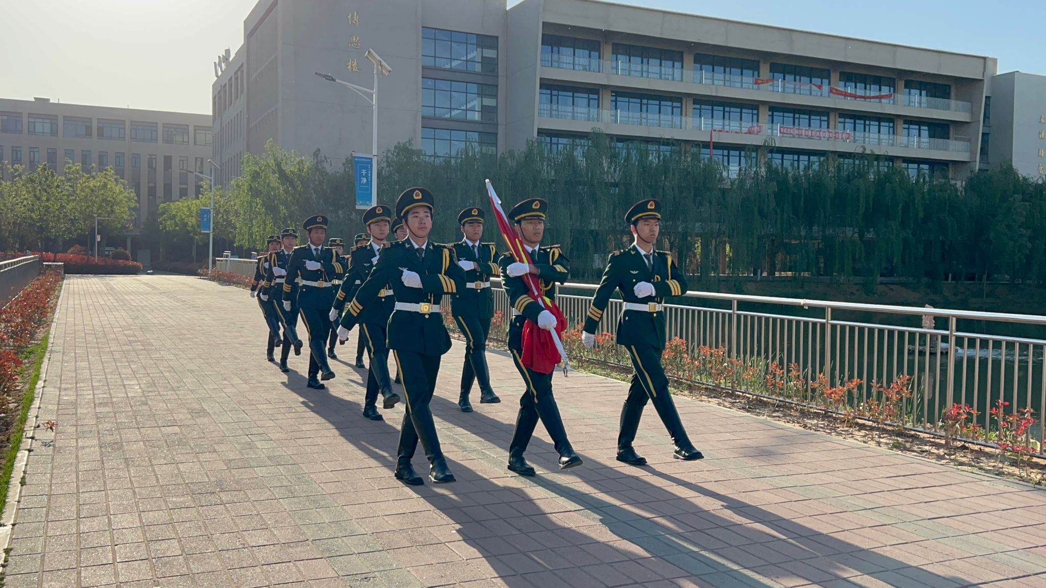 谈球吧体育官网