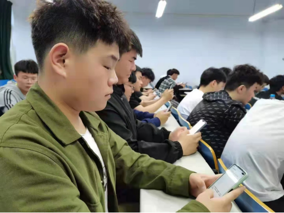 谈球吧体育官网