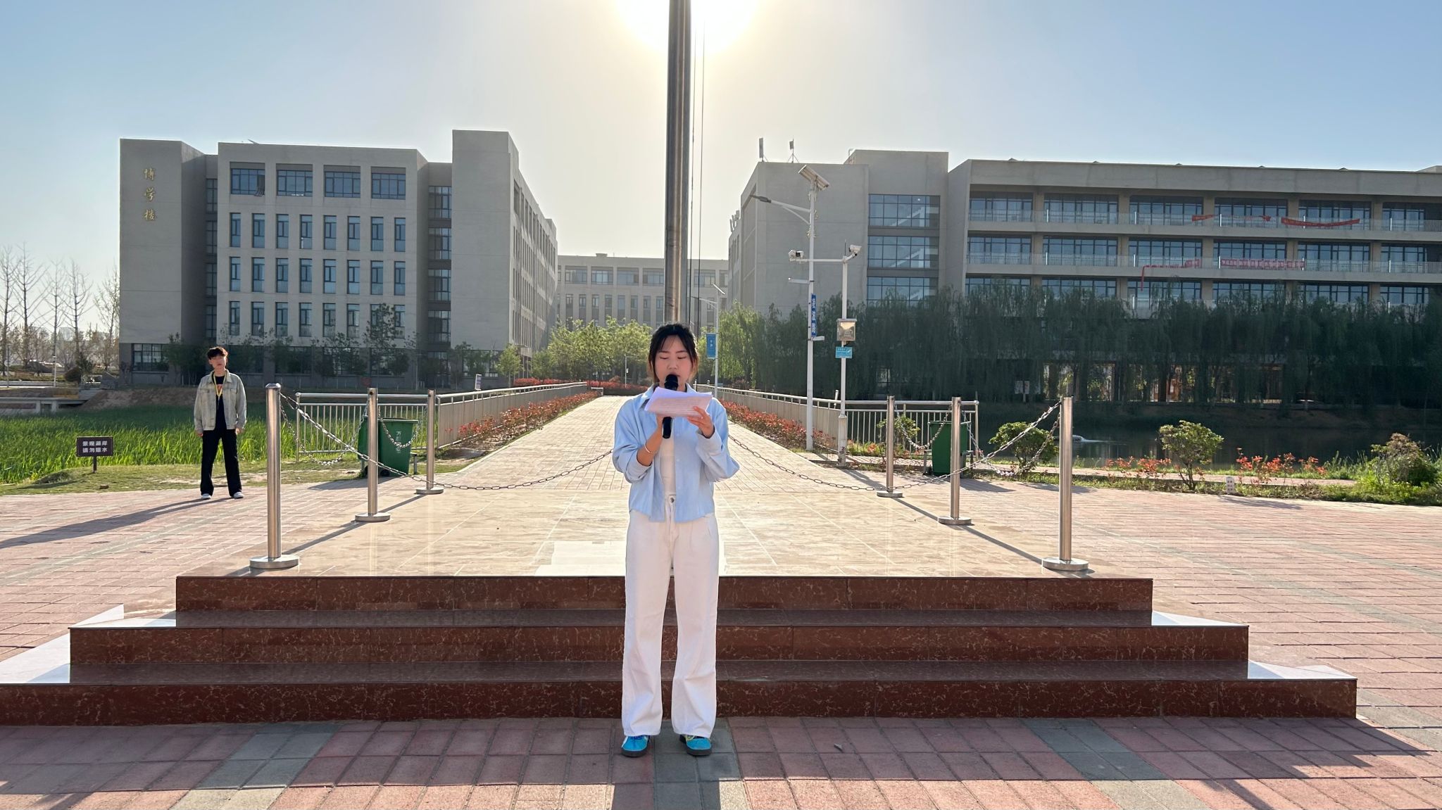 谈球吧体育官网