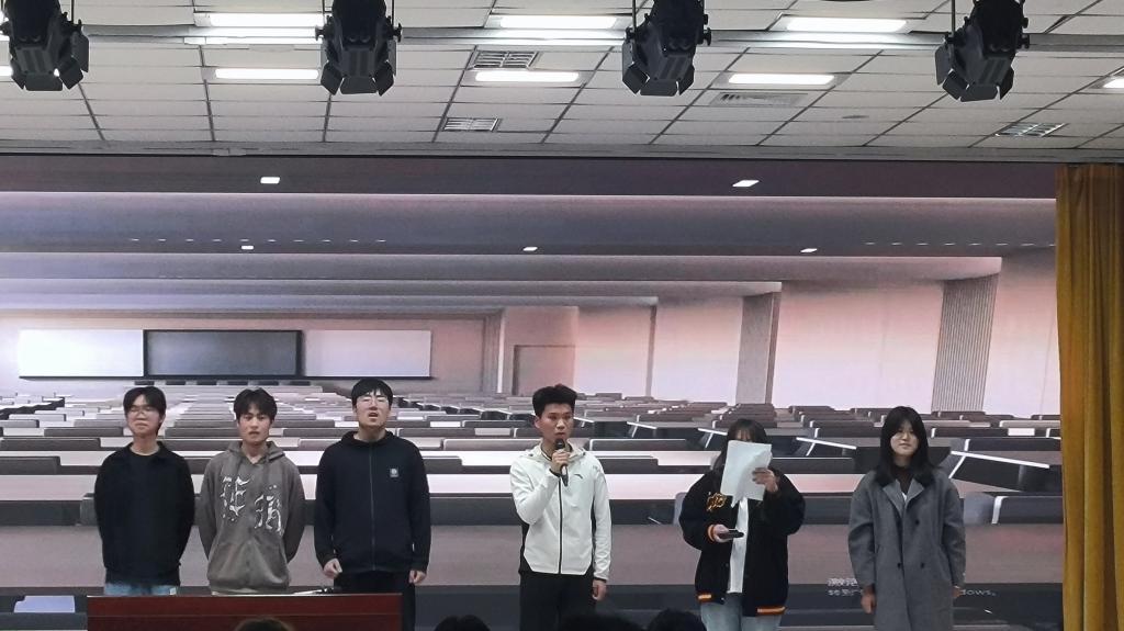 谈球吧体育官网