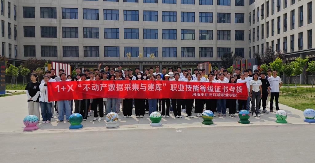 谈球吧体育官网