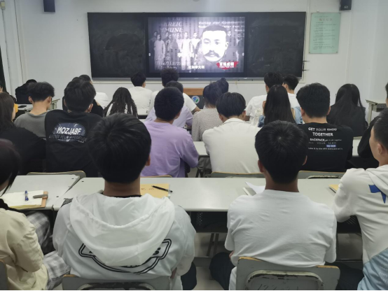 谈球吧体育官网