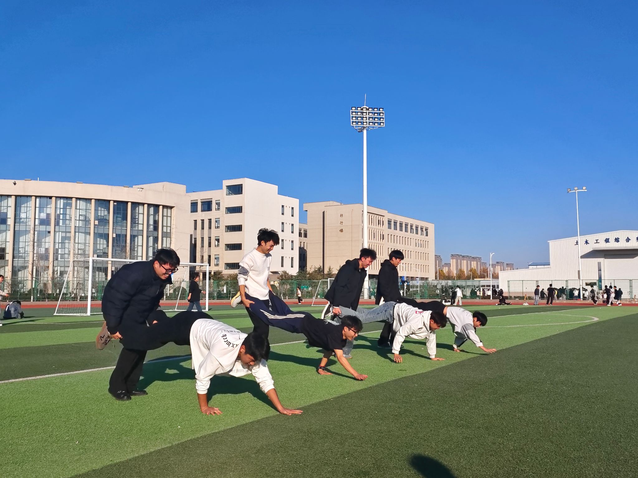 谈球吧体育官网