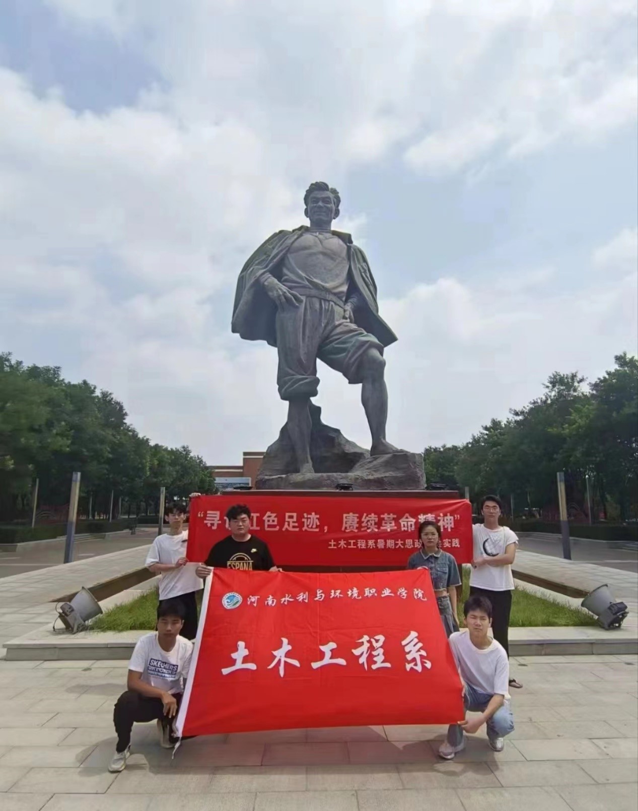 谈球吧体育官网
