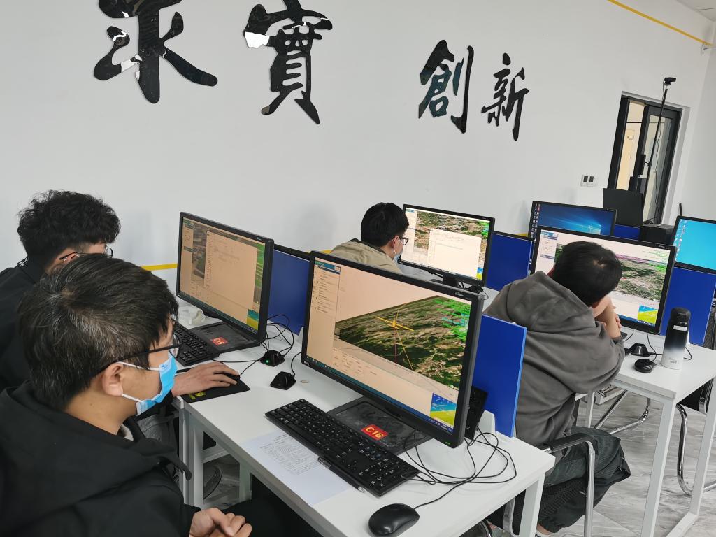 谈球吧体育官网