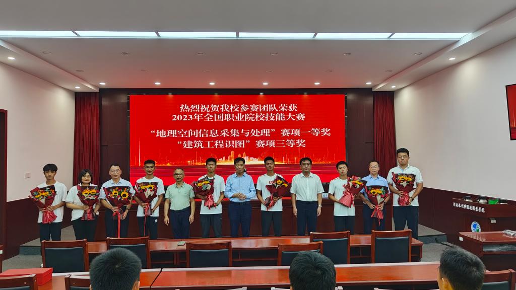 谈球吧体育官网