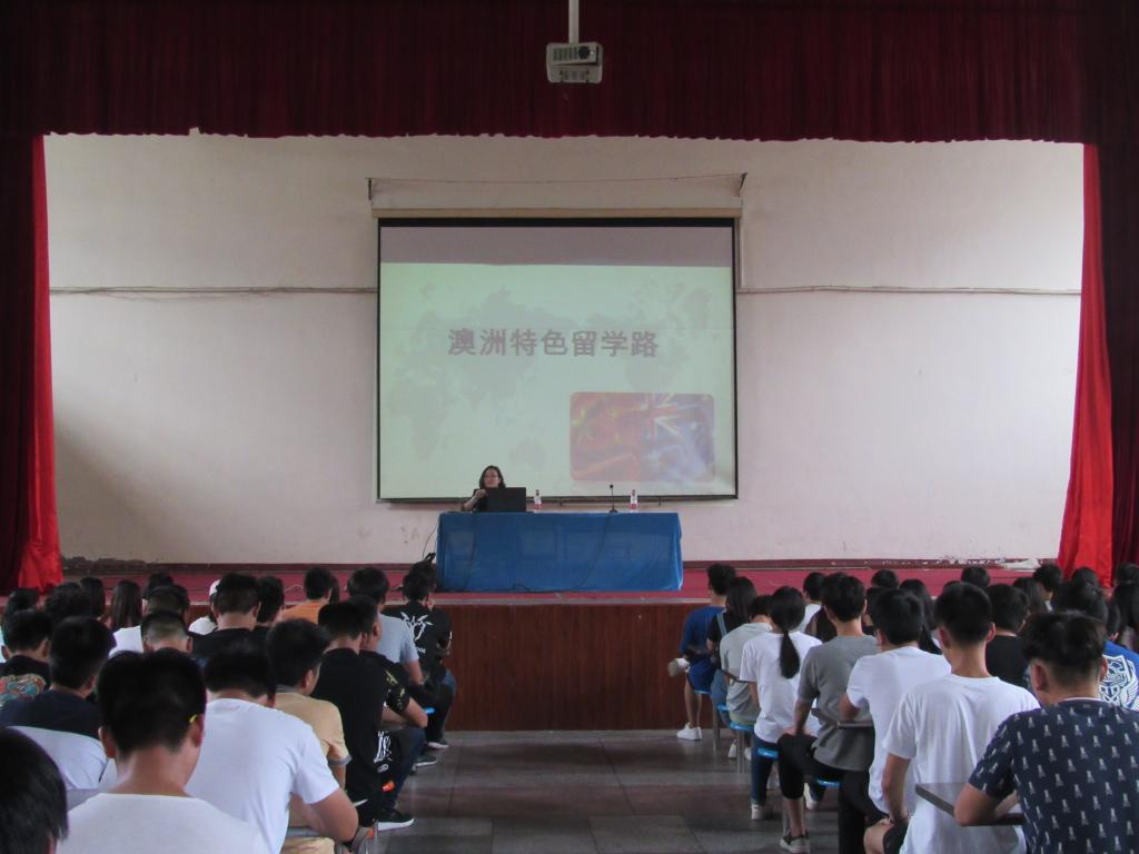 谈球吧体育官网