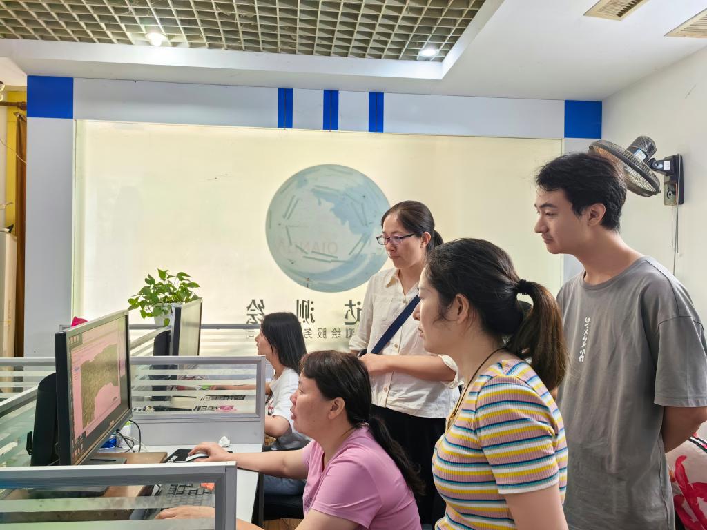 谈球吧体育官网